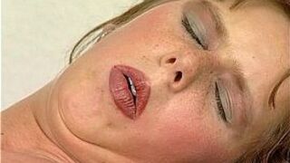 JuliaReaves-DirtyMovie - Ich Fick Mich - scene 9 - video 2 shaved sexy nudity oral pussy porn video